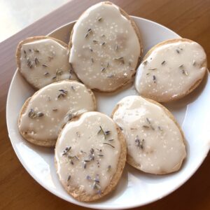 speckled egg cookies